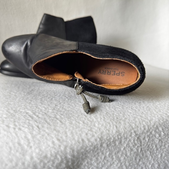 Sperry Size 9 Women's Leather Black Zippered Ankle Boots - Picture 8 of 15